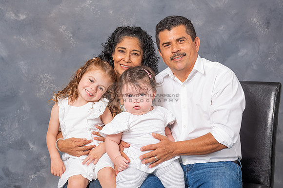 Andres family portraits, fotos de familia en Whittier Ca, 323-633-8283, www.gvphotoandvideo.com