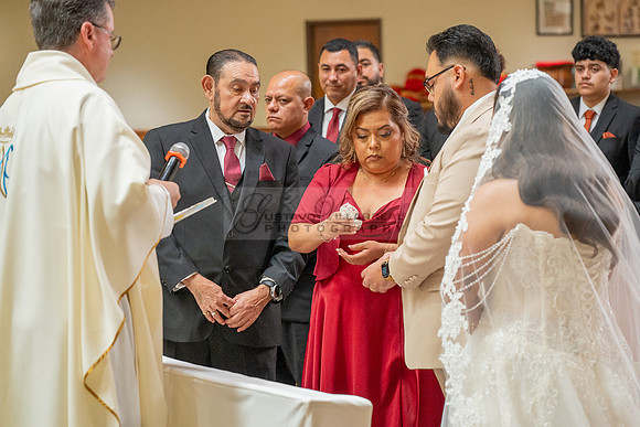 LINK #2-Luis and Luisa wedding celebration in Santa Ana Ca, reception at the Love Songs Venue in Perris Ca, photography and videography by Gustavo Villarreal, 323-633-8283, www.gvphotoandvideo.com