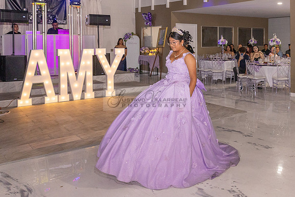 Amy Lopez quinceanera event celebration in Los Angeles Ca, photography and videography by Gustavo Villarreal. 323-633-8283, www.gvphotoandvideo.com