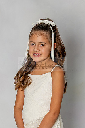Denise dauhters, kids, family portriat in Whittier ca by Gustavo