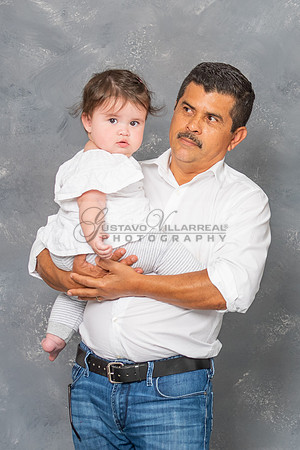 Andres family portraits, fotos de familia en Whittier Ca, 323-633-8283, www.gvphotoandvideo.com