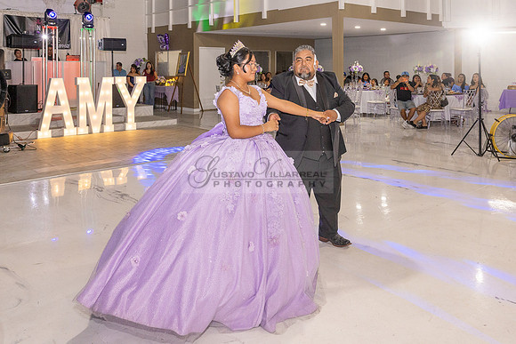 Amy Lopez quinceanera event celebration in Los Angeles Ca, photography and videography by Gustavo Villarreal. 323-633-8283, www.gvphotoandvideo.com