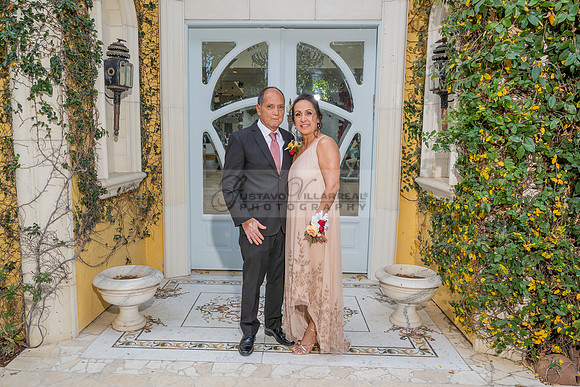 LINK #1-Ana Gabriela and Giovan wedding celebration, reception at Temple Emanuel of Beverly Hills Ca, wedding photos at Sunset States in Los Angeles California, photography and videography by Gustavo