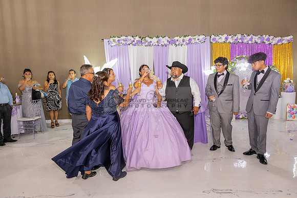 Amy Lopez quinceanera event celebration in Los Angeles Ca, photography and videography by Gustavo Villarreal. 323-633-8283, www.gvphotoandvideo.com