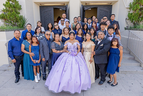 Amy Lopez quinceanera event celebration in Los Angeles Ca, photography and videography by Gustavo Villarreal. 323-633-8283, www.gvphotoandvideo.com