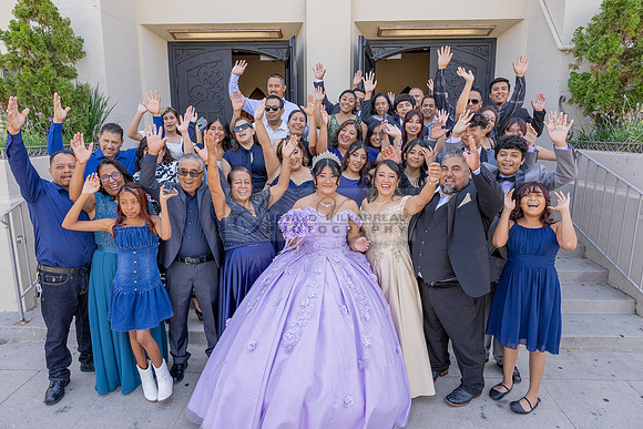 Amy Lopez quinceanera event celebration in Los Angeles Ca, photography and videography by Gustavo Villarreal. 323-633-8283, www.gvphotoandvideo.com