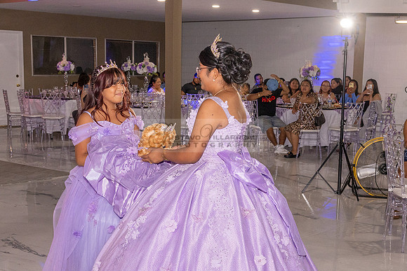 Amy Lopez quinceanera event celebration in Los Angeles Ca, photography and videography by Gustavo Villarreal. 323-633-8283, www.gvphotoandvideo.com