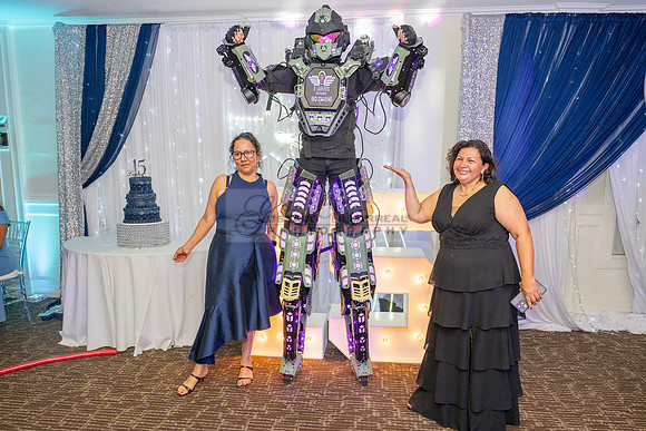 Lydia Grace Quinceanera celebration photography, videography at Luminarias Restaurant in Monterey Park Ca by Gustavo Villarreal photography, 323-633-8283