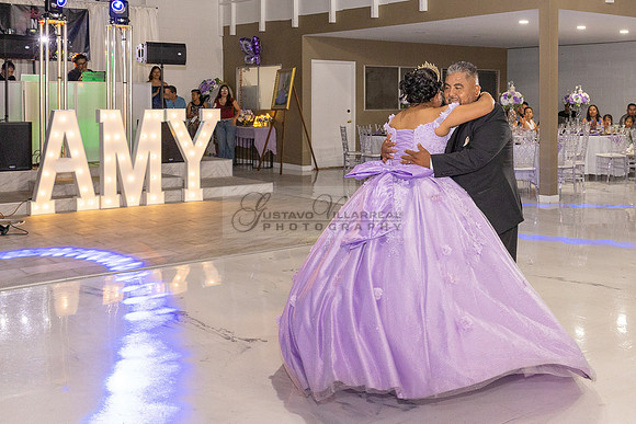 Amy Lopez quinceanera event celebration in Los Angeles Ca, photography and videography by Gustavo Villarreal. 323-633-8283, www.gvphotoandvideo.com