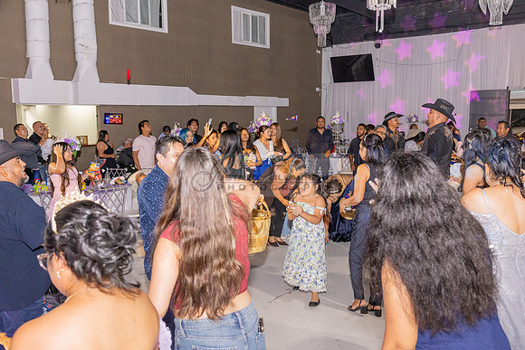 Amy Lopez quinceanera event celebration in Los Angeles Ca, photography and videography by Gustavo Villarreal. 323-633-8283, www.gvphotoandvideo.com