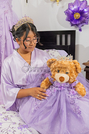 Amy Lopez quinceanera event celebration in Los Angeles Ca, photography and videography by Gustavo Villarreal. 323-633-8283, www.gvphotoandvideo.com