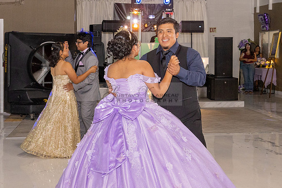 Amy Lopez quinceanera event celebration in Los Angeles Ca, photography and videography by Gustavo Villarreal. 323-633-8283, www.gvphotoandvideo.com