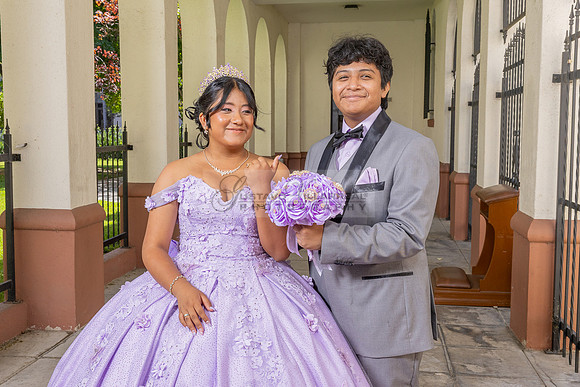 Amy Lopez quinceanera event celebration in Los Angeles Ca, photography and videography by Gustavo Villarreal. 323-633-8283, www.gvphotoandvideo.com