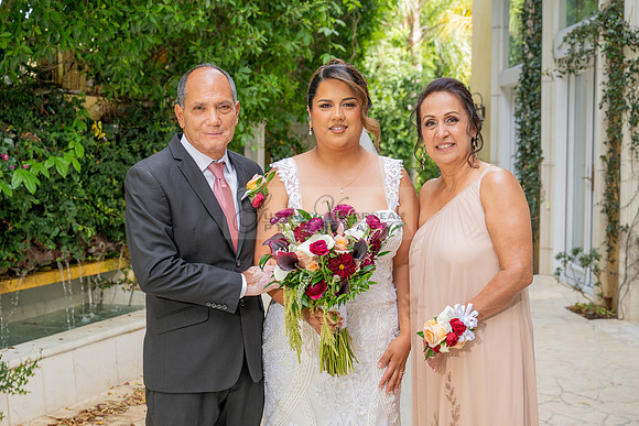 LINK #1-Ana Gabriela and Giovan wedding celebration, reception at Temple Emanuel of Beverly Hills Ca, wedding photos at Sunset States in Los Angeles California, photography and videography by Gustavo
