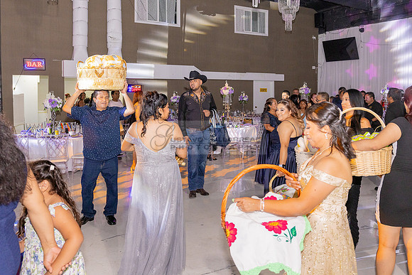 Amy Lopez quinceanera event celebration in Los Angeles Ca, photography and videography by Gustavo Villarreal. 323-633-8283, www.gvphotoandvideo.com