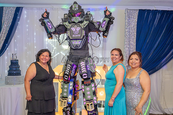 Lydia Grace Quinceanera celebration photography, videography at Luminarias Restaurant in Monterey Park Ca by Gustavo Villarreal photography, 323-633-8283