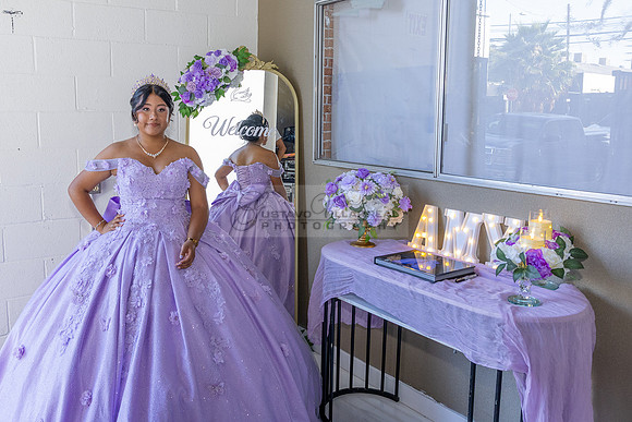 Amy Lopez quinceanera event celebration in Los Angeles Ca, photography and videography by Gustavo Villarreal. 323-633-8283, www.gvphotoandvideo.com