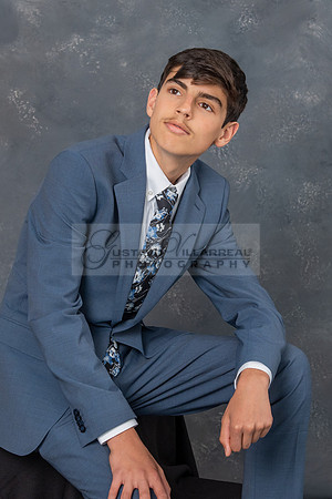 Ruth Studio Family Portraits, graduations in Whittier Ca, 323-633-8283, www.gvphotoandvideo.com