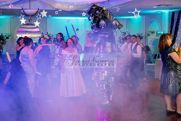 Lydia Grace Quinceanera celebration photography, videography at Luminarias Restaurant in Monterey Park Ca by Gustavo Villarreal photography, 323-633-8283