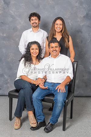 Andres family portraits, fotos de familia en Whittier Ca, 323-633-8283, www.gvphotoandvideo.com