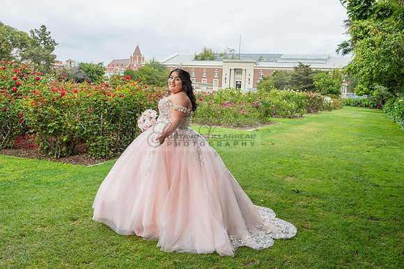 Guadalupe quinceanera photo session at Expo Center, Exposition Park Rose Garden in Los Angeles Ca by Gustavo Villarreal Photography, 323-633-8283, www.gvphotoandvideo.com