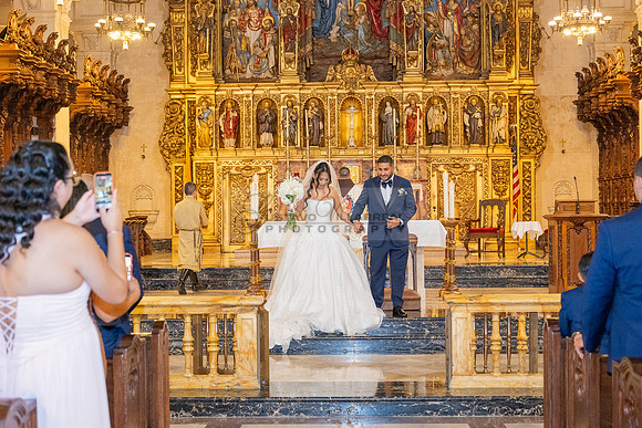 LINK #1-Gustavo and Lupe wedding ceremony at San Vincent Catholic Church in Los Angeles, reception at Blomgren Ranch in Santa Clarita Ca, photography and videography by Gustavo Villarreal, 323-633-828