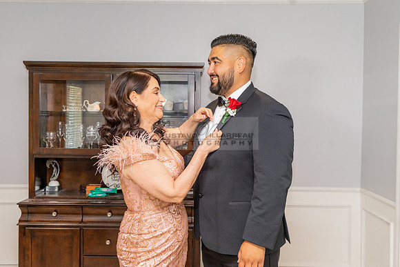Susana and Jon wedding celebration at Candlewood Country Club in Whittier Ca, Gustavo Villarreal photographer, videographer 323-633-8283, www.gvphotoandvideo.com