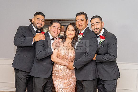 Susana and Jon wedding celebration at Candlewood Country Club in Whittier Ca, Gustavo Villarreal photographer, videographer 323-633-8283, www.gvphotoandvideo.com