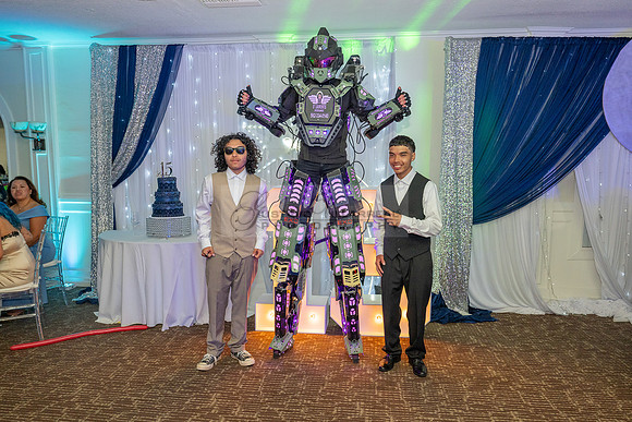 Lydia Grace Quinceanera celebration photography, videography at Luminarias Restaurant in Monterey Park Ca by Gustavo Villarreal photography, 323-633-8283