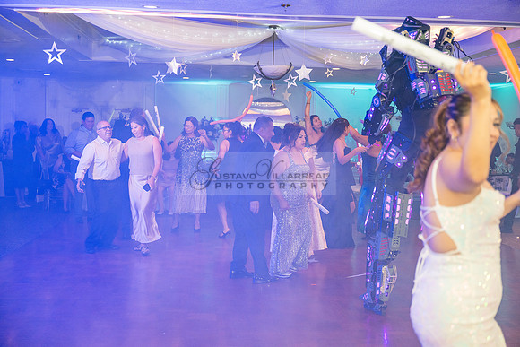 Lydia Grace Quinceanera celebration photography, videography at Luminarias Restaurant in Monterey Park Ca by Gustavo Villarreal photography, 323-633-8283