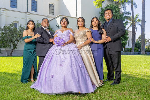 Amy Lopez quinceanera event celebration in Los Angeles Ca, photography and videography by Gustavo Villarreal. 323-633-8283, www.gvphotoandvideo.com