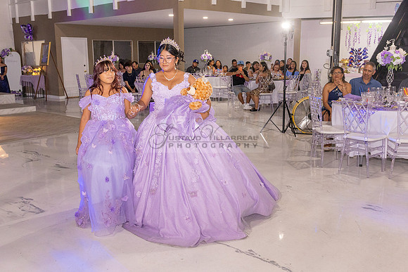 Amy Lopez quinceanera event celebration in Los Angeles Ca, photography and videography by Gustavo Villarreal. 323-633-8283, www.gvphotoandvideo.com