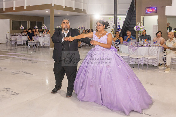 Amy Lopez quinceanera event celebration in Los Angeles Ca, photography and videography by Gustavo Villarreal. 323-633-8283, www.gvphotoandvideo.com