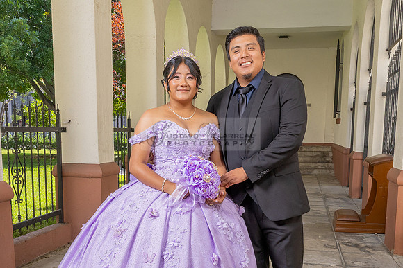 Amy Lopez quinceanera event celebration in Los Angeles Ca, photography and videography by Gustavo Villarreal. 323-633-8283, www.gvphotoandvideo.com