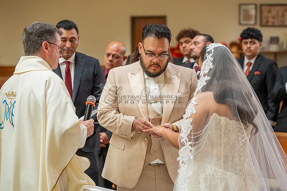 LINK #2-Luis and Luisa wedding celebration in Santa Ana Ca, reception at the Love Songs Venue in Perris Ca, photography and videography by Gustavo Villarreal, 323-633-8283, www.gvphotoandvideo.com