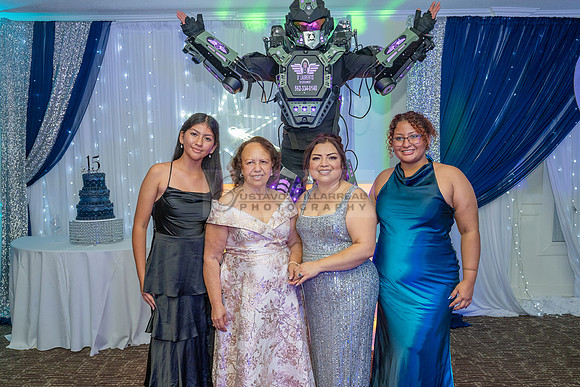 Lydia Grace Quinceanera celebration photography, videography at Luminarias Restaurant in Monterey Park Ca by Gustavo Villarreal photography, 323-633-8283
