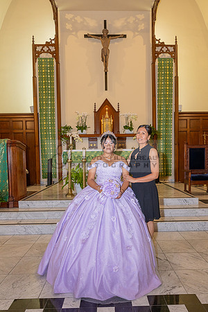 Amy Lopez quinceanera event celebration in Los Angeles Ca, photography and videography by Gustavo Villarreal. 323-633-8283, www.gvphotoandvideo.com