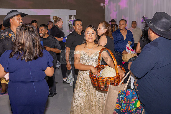 Amy Lopez quinceanera event celebration in Los Angeles Ca, photography and videography by Gustavo Villarreal. 323-633-8283, www.gvphotoandvideo.com