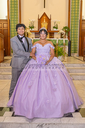 Amy Lopez quinceanera event celebration in Los Angeles Ca, photography and videography by Gustavo Villarreal. 323-633-8283, www.gvphotoandvideo.com