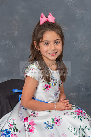 Ruth Studio Family Portraits, graduations in Whittier Ca, 323-633-8283, www.gvphotoandvideo.com