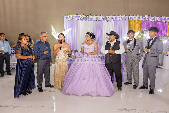 Amy Lopez quinceanera event celebration in Los Angeles Ca, photography and videography by Gustavo Villarreal. 323-633-8283, www.gvphotoandvideo.com