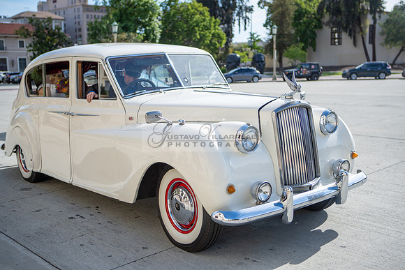 Reyna and Rene wedding celebration, reception, photographer, videographer at Pasadena city hall in Pasadena Ca, Gustavo Villarreal Photography, 323-633-8283, www.gvphotoandvideo.com