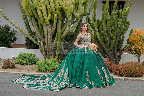 Quinceaneras photoshoot, photographer, videographer at San Luis Rey Mission in Oceanside Ca. 323-633-8283 www.gvphotoandvideo.com