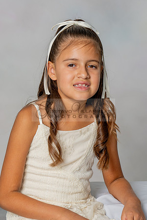 Denise dauhters, kids, family portriat in Whittier ca by Gustavo