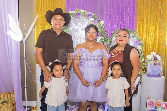 Amy Lopez quinceanera event celebration in Los Angeles Ca, photography and videography by Gustavo Villarreal. 323-633-8283, www.gvphotoandvideo.com