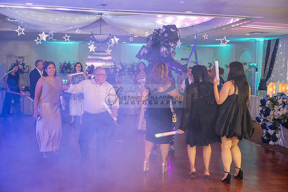 Lydia Grace Quinceanera celebration photography, videography at Luminarias Restaurant in Monterey Park Ca by Gustavo Villarreal photography, 323-633-8283