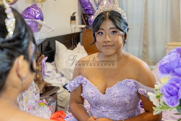 Amy Lopez quinceanera event celebration in Los Angeles Ca, photography and videography by Gustavo Villarreal. 323-633-8283, www.gvphotoandvideo.com