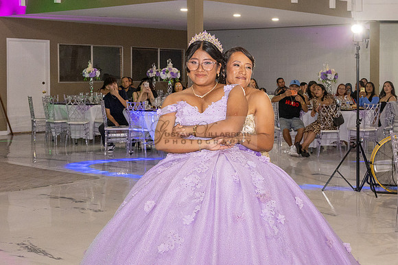 Amy Lopez quinceanera event celebration in Los Angeles Ca, photography and videography by Gustavo Villarreal. 323-633-8283, www.gvphotoandvideo.com