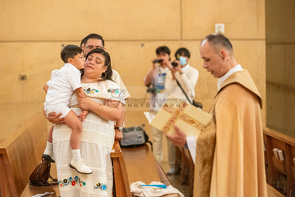 Baptism photographer, videographer at Cathedral of our Lady of Angeles in Los Angeles Ca. Gustavo Villarreal Photography, 323-633-8283, www.gvphotoandvideo.com