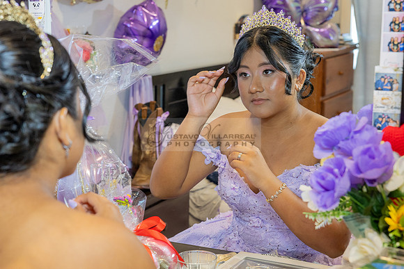 Amy Lopez quinceanera event celebration in Los Angeles Ca, photography and videography by Gustavo Villarreal. 323-633-8283, www.gvphotoandvideo.com